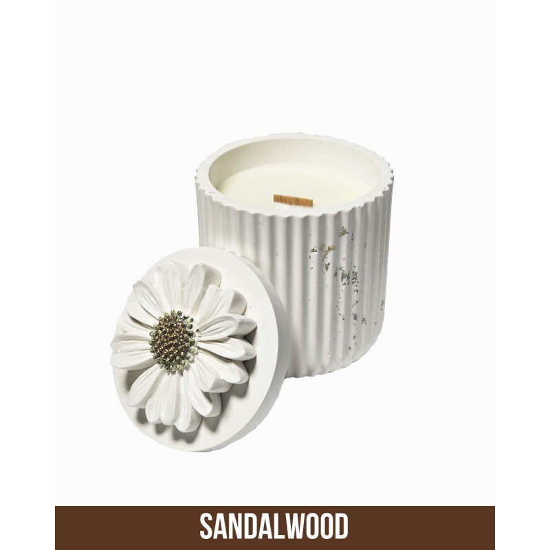 Świeca Złota Aura Zapachowa - 150 ml - Zapach Sandalwood Świeca Złota Aura Zapachowa - 150 ml - Zapach Sandalwood